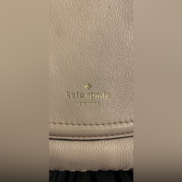 Kate Spade light pink crossbody - Picture 2 of 6